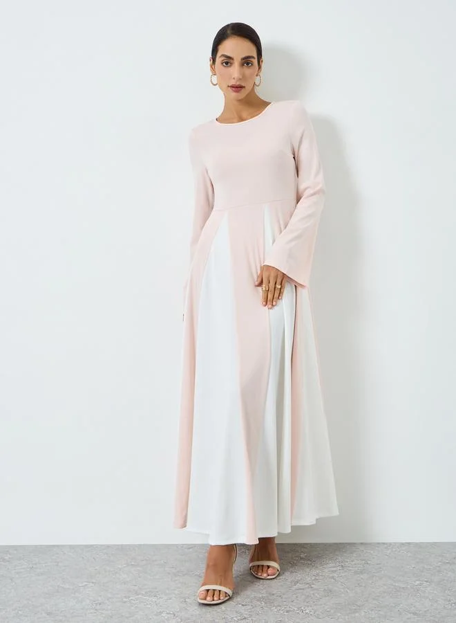 تايك تو جلابية وردية بأكمام طويلة وألوان متباينة